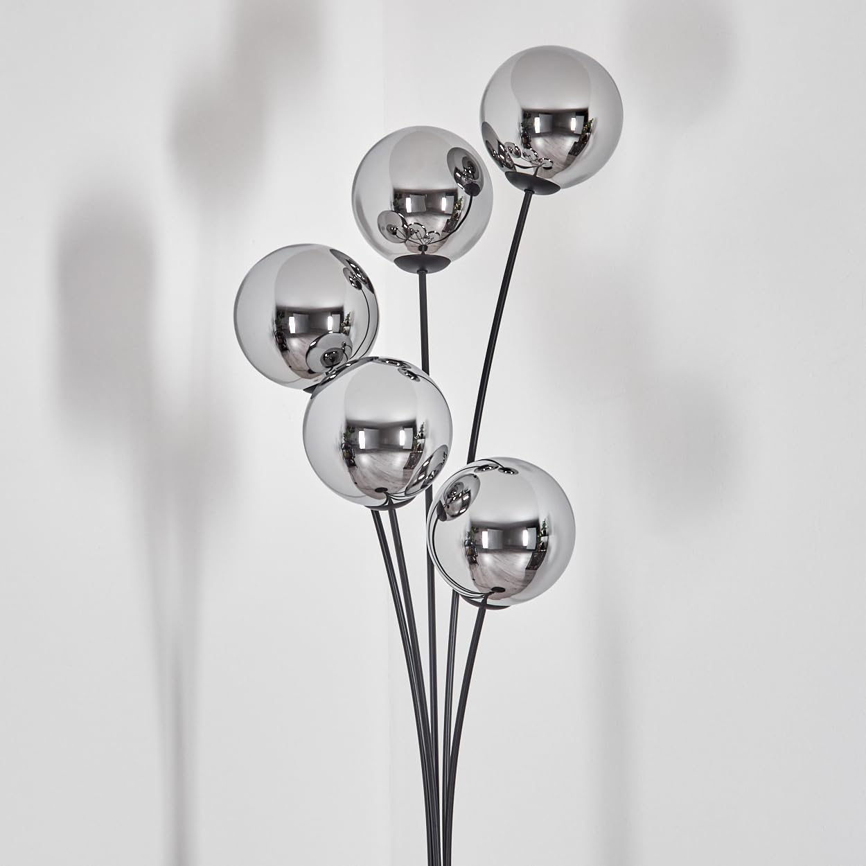 HOFSTEIN Stehleuchte Gastor, Stehlampe aus Metall/Glas in Schwarz/Chrom/Rauch, Leuchte im Vintage-Design mit Glasschirmen (Ø 15 cm) u. Fußschalter, 169 cm, E14, Wohnzimmer, Schlafzimmer, Esszimmer