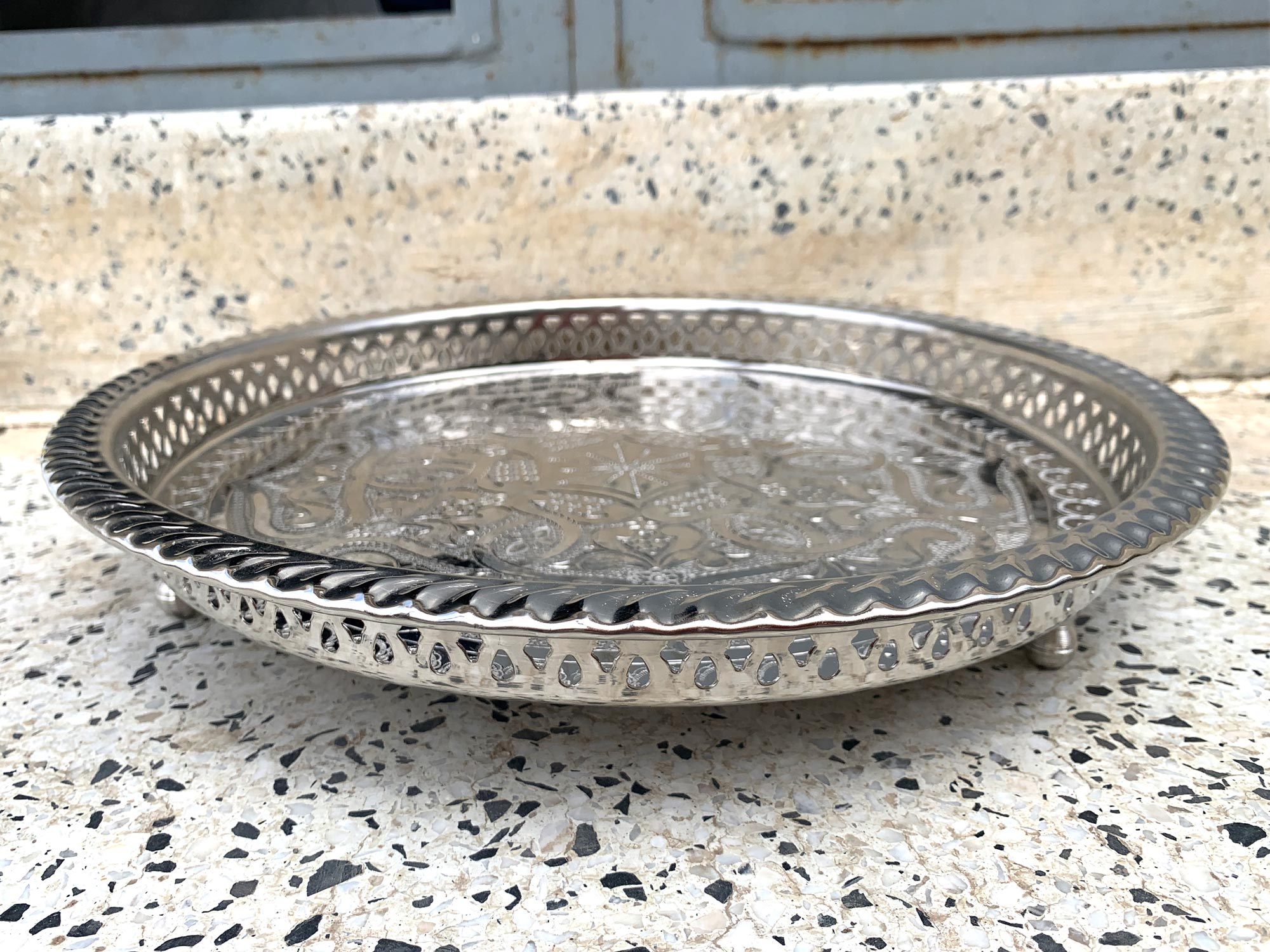 Teetablett mit Füßen 'Candile', silber, Ø 32 cm, H 5 cm zu 68,00