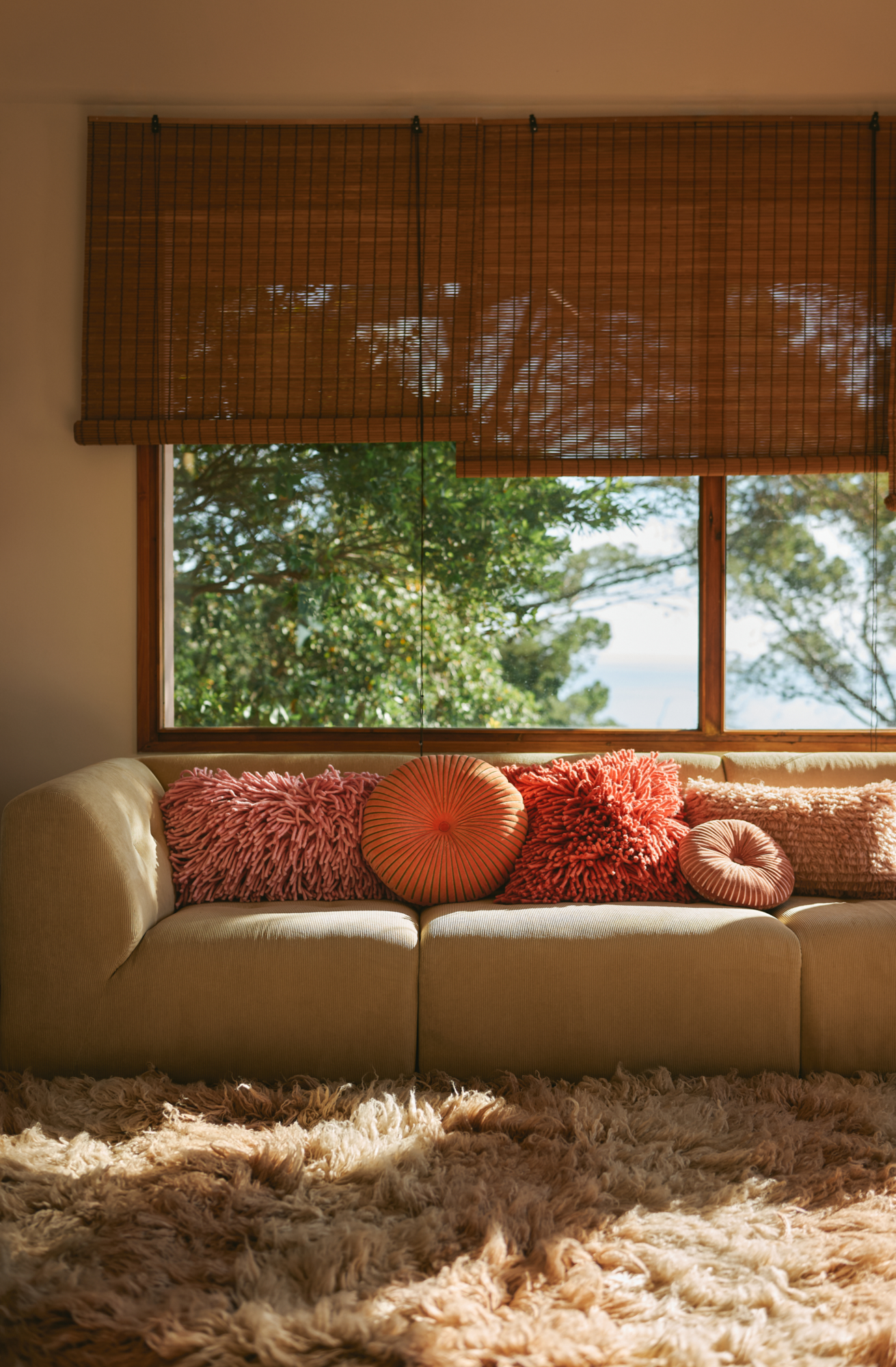 Sierkussen Fluffy blush 60x40 cm