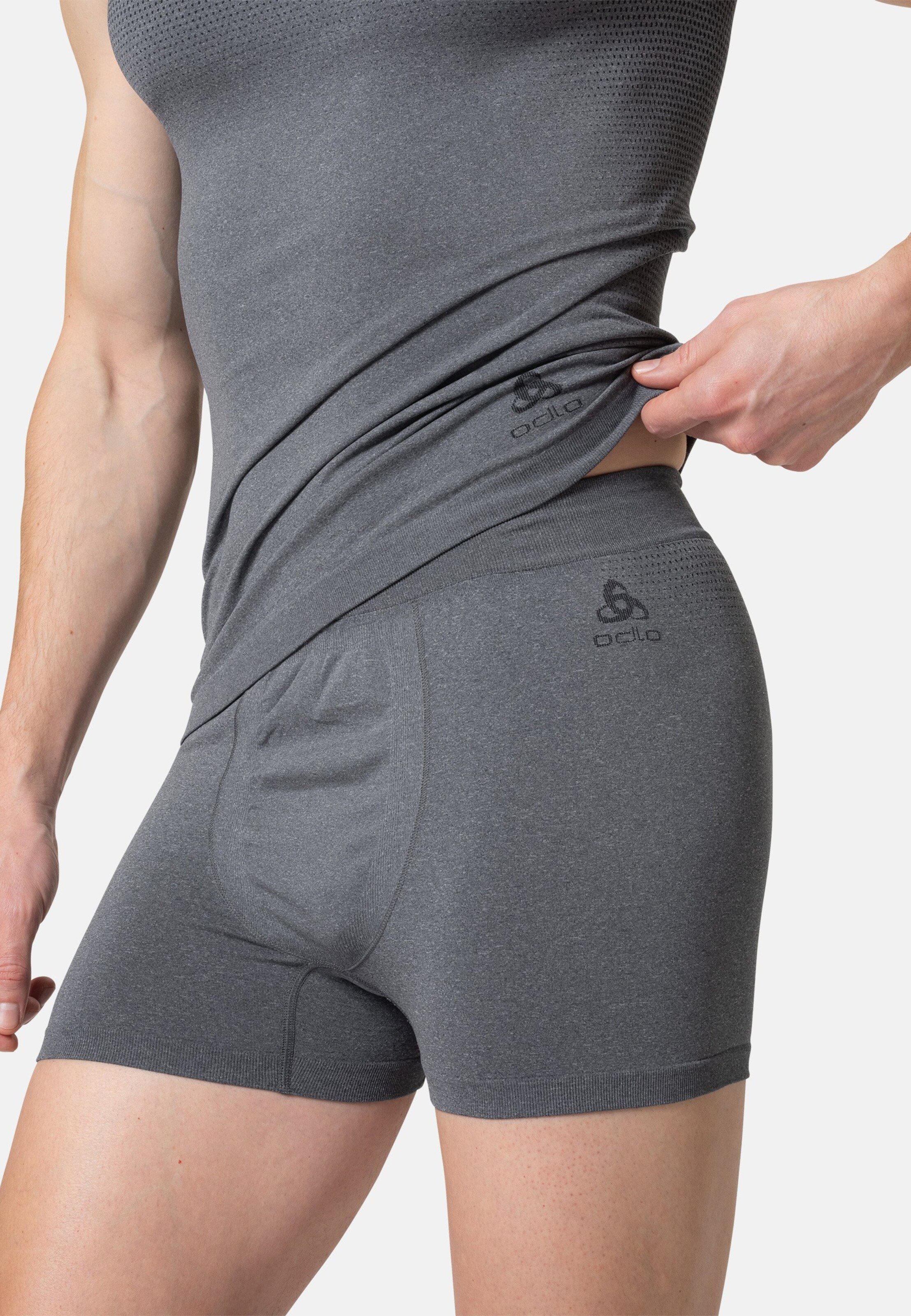 Performance Light Base Layer Singlet in grey melange