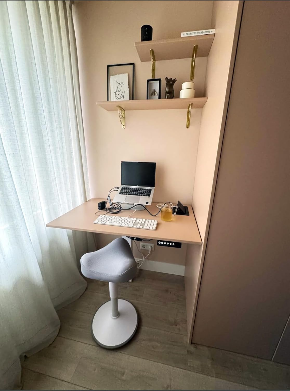 WallDesk höhenverstellbarer Wandtisch - Elektrisches Gestell - Höhe 59-125cm - Breite 55cm - Weiß - Mit Speicherfunktion