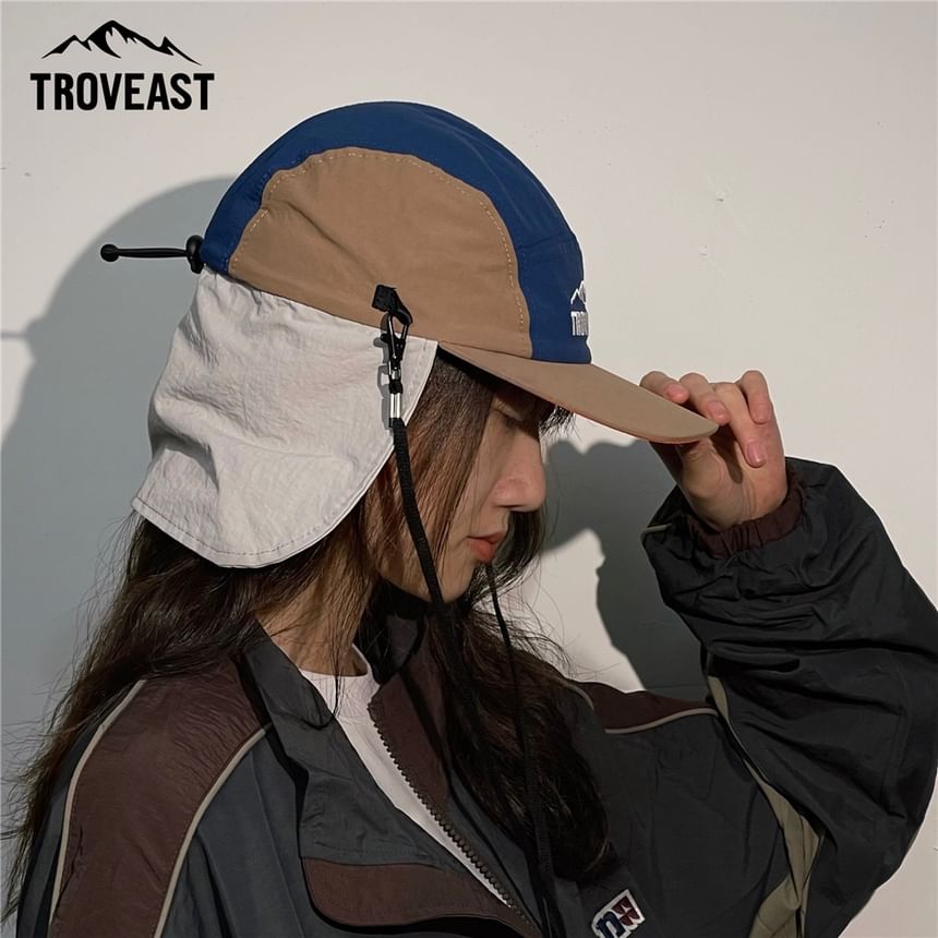 Trovelst - Geborduurde tweekleurige pet