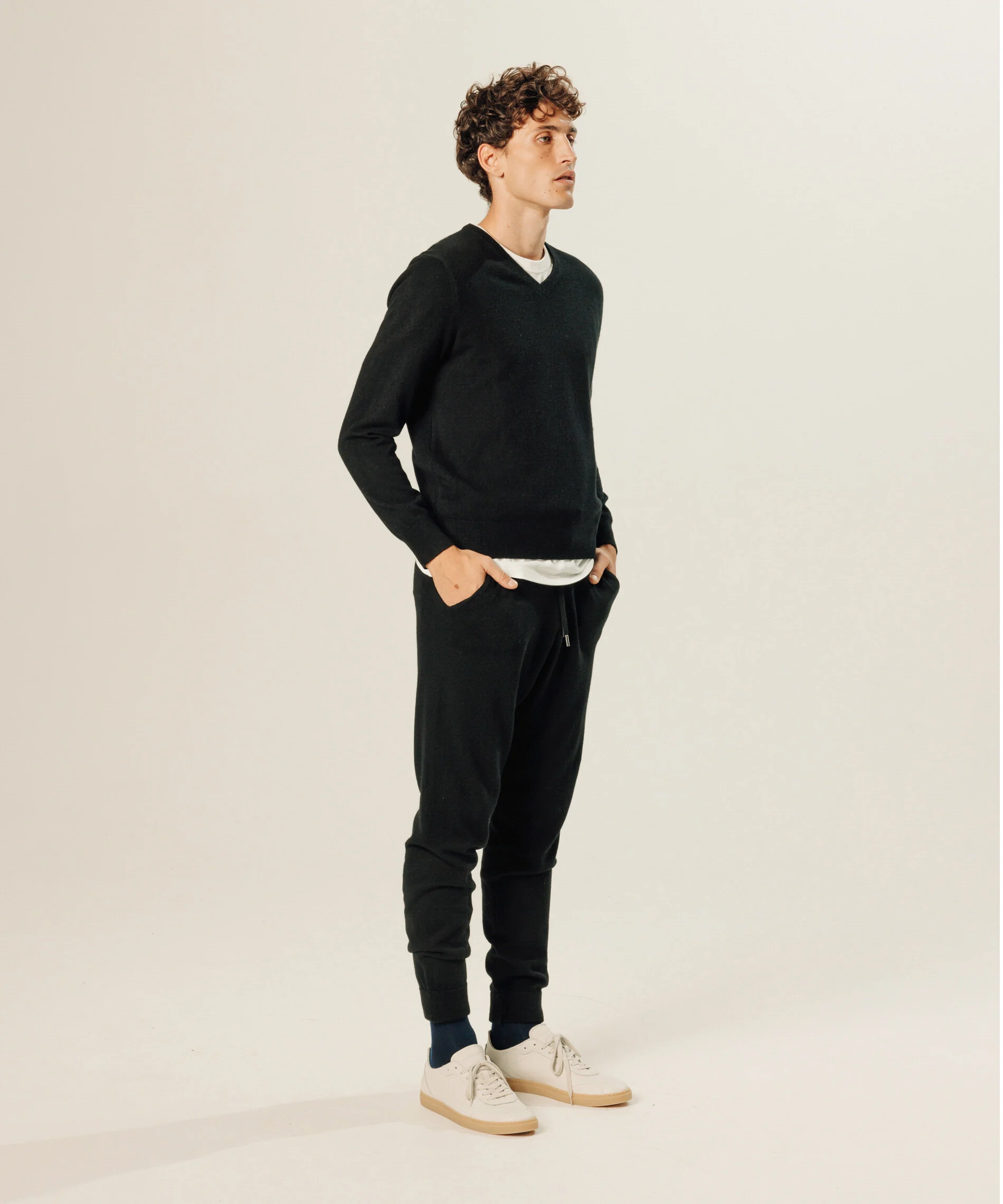 Pull col v en cachemire | Noir