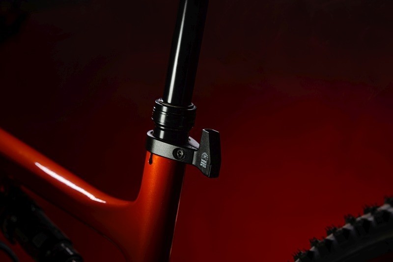 Lezyne Stick Zadelpenklem Achterlicht Zwart