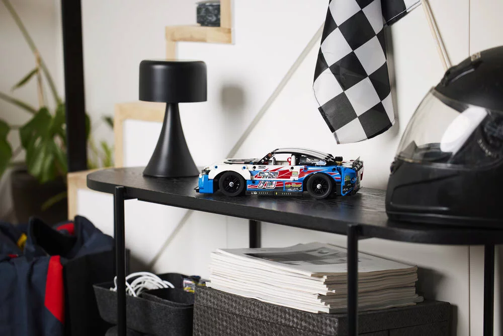 LEGO®TECHNIC 42153 - CHEVROLET CAMARO ZL1 NASCAR®NEXT GEN