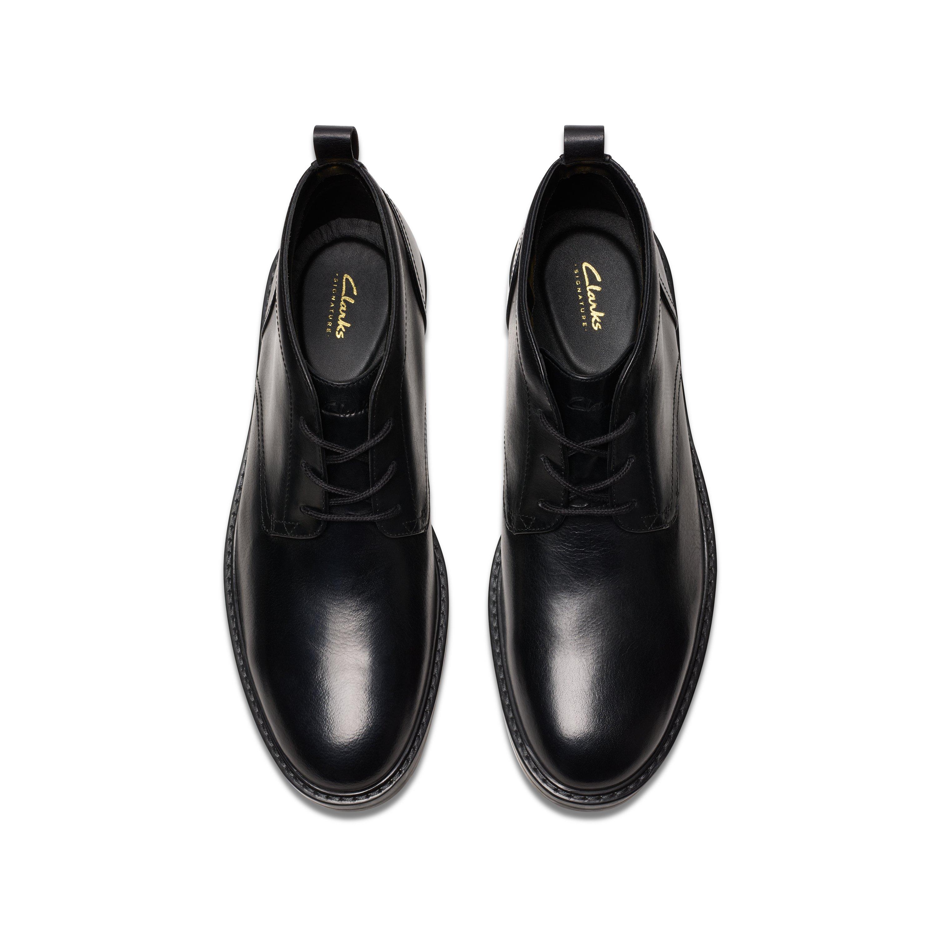 Clarks Aldwin Chukka Boots