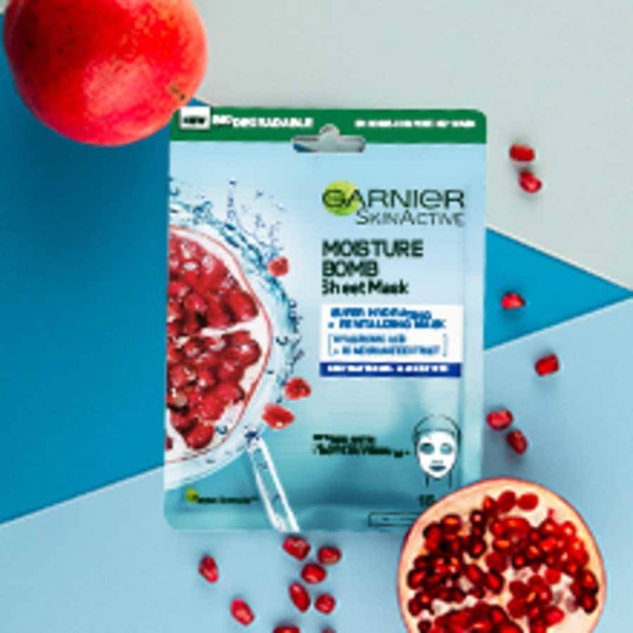 Garnier Moisture Bomb Super-Hydrating and Revitalizing Sheet Mask 28g