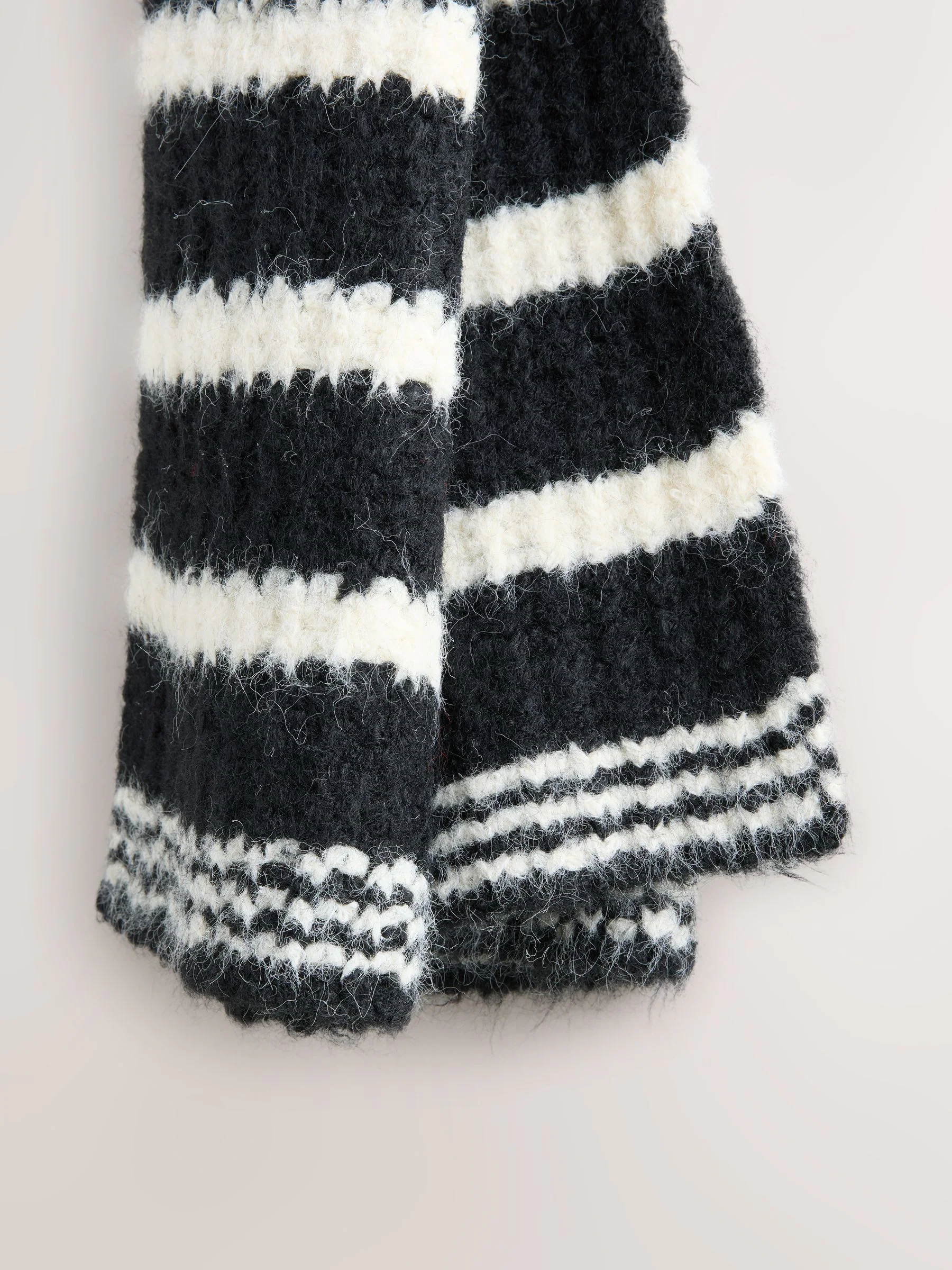 Zwart/wit - Knitted Wool Blend Striped Scarf