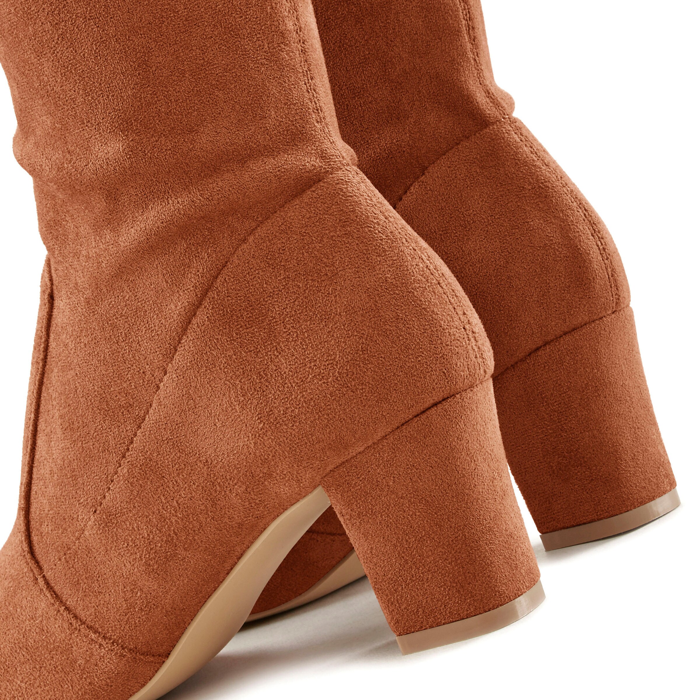 LASCANA Schlupfstiefel in camelfarben