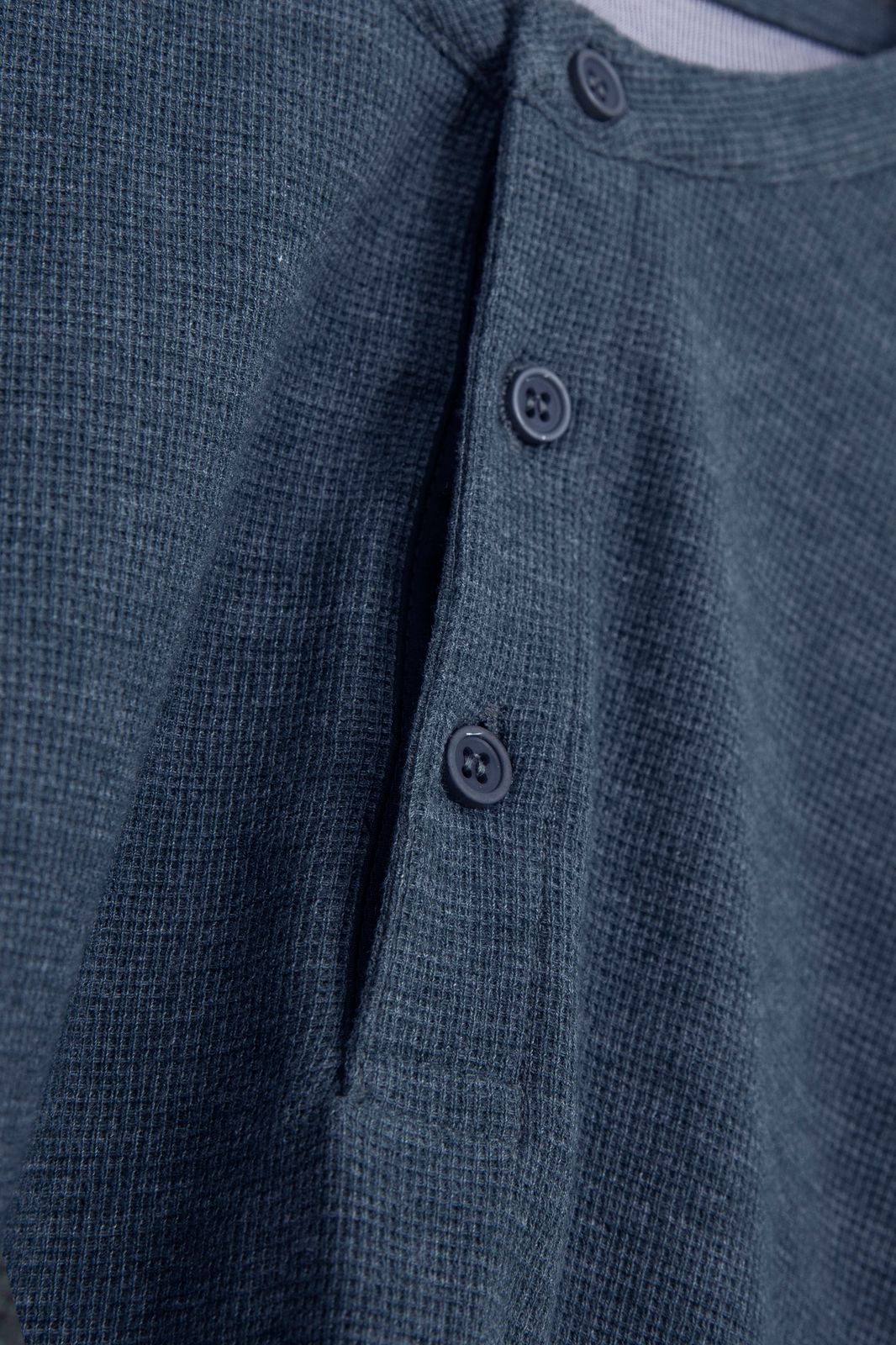 Donkerblauw katoenen henley T-shirt