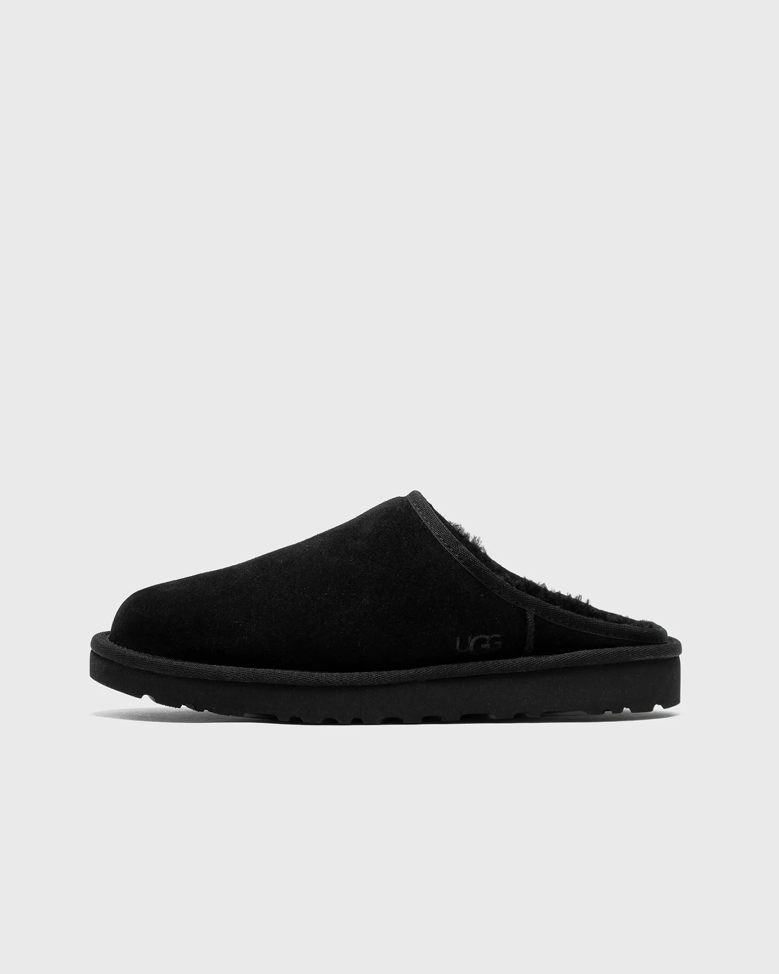 UGG CLASSIC SLIP-ON