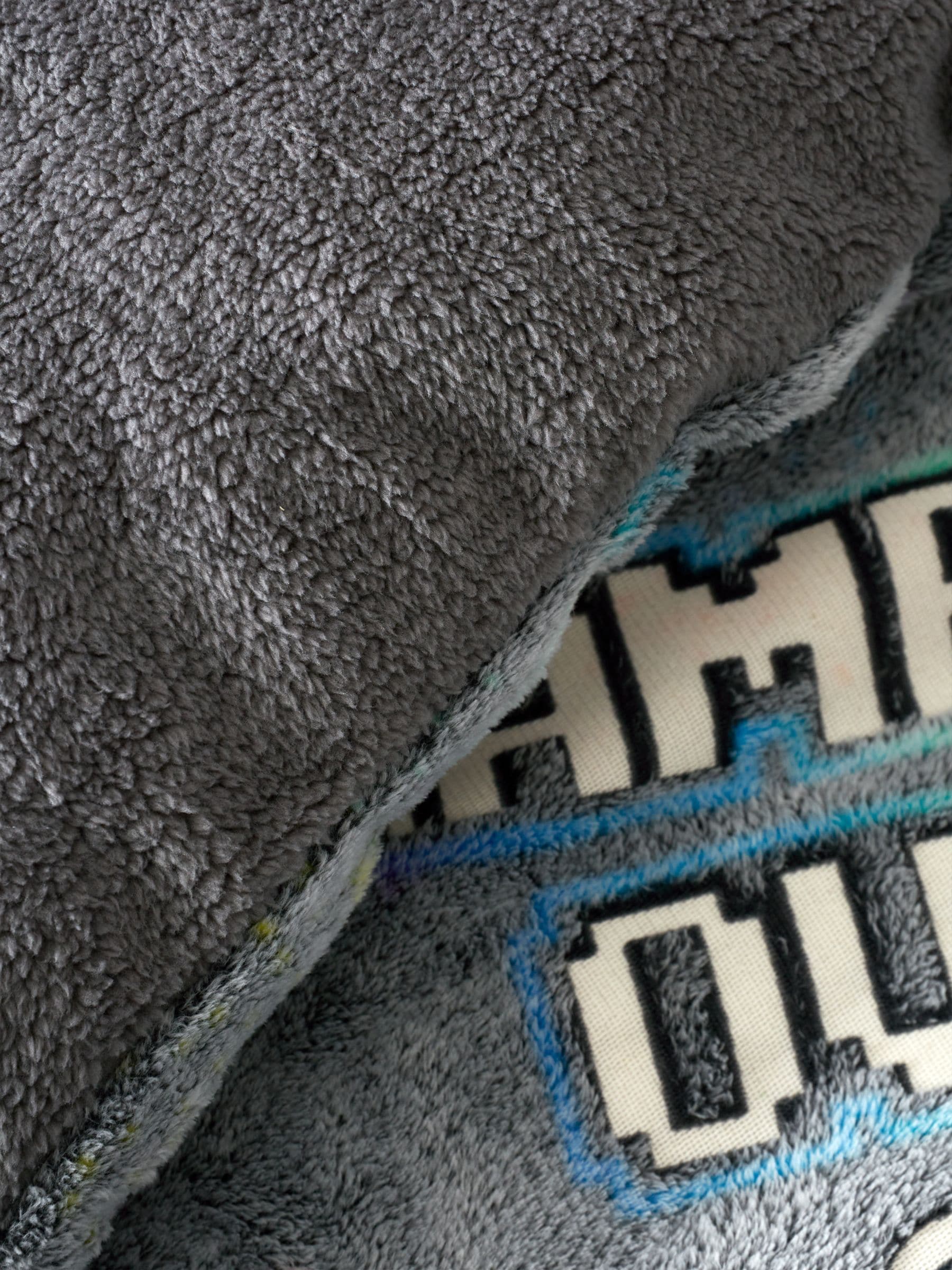 Catherine Lansfield Game Over Glow in the Dark fleece dekbedovertrekset