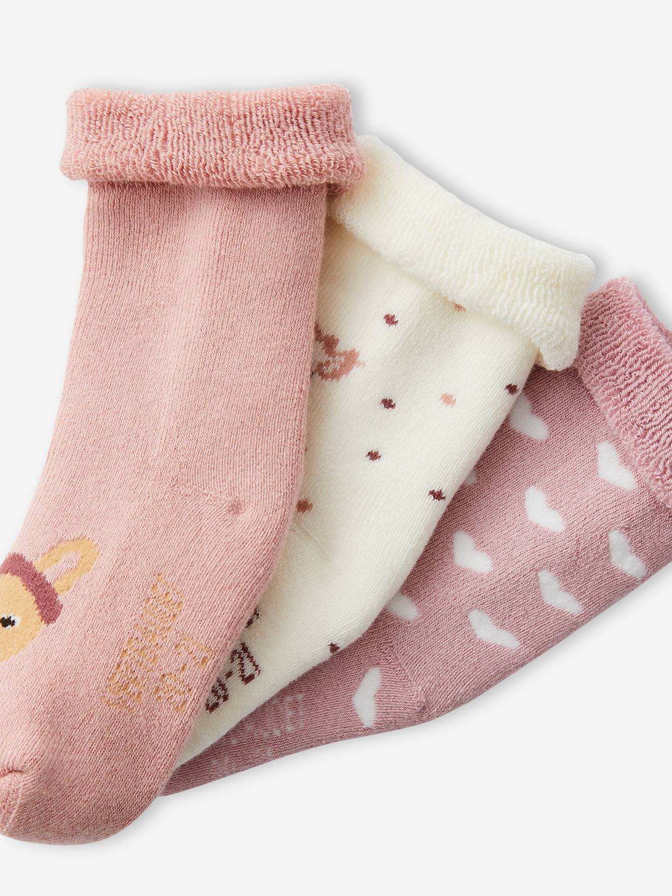 Pacote com 3 pares de meias com coelhinho e coração, rosa para bebê. Maquiagem.