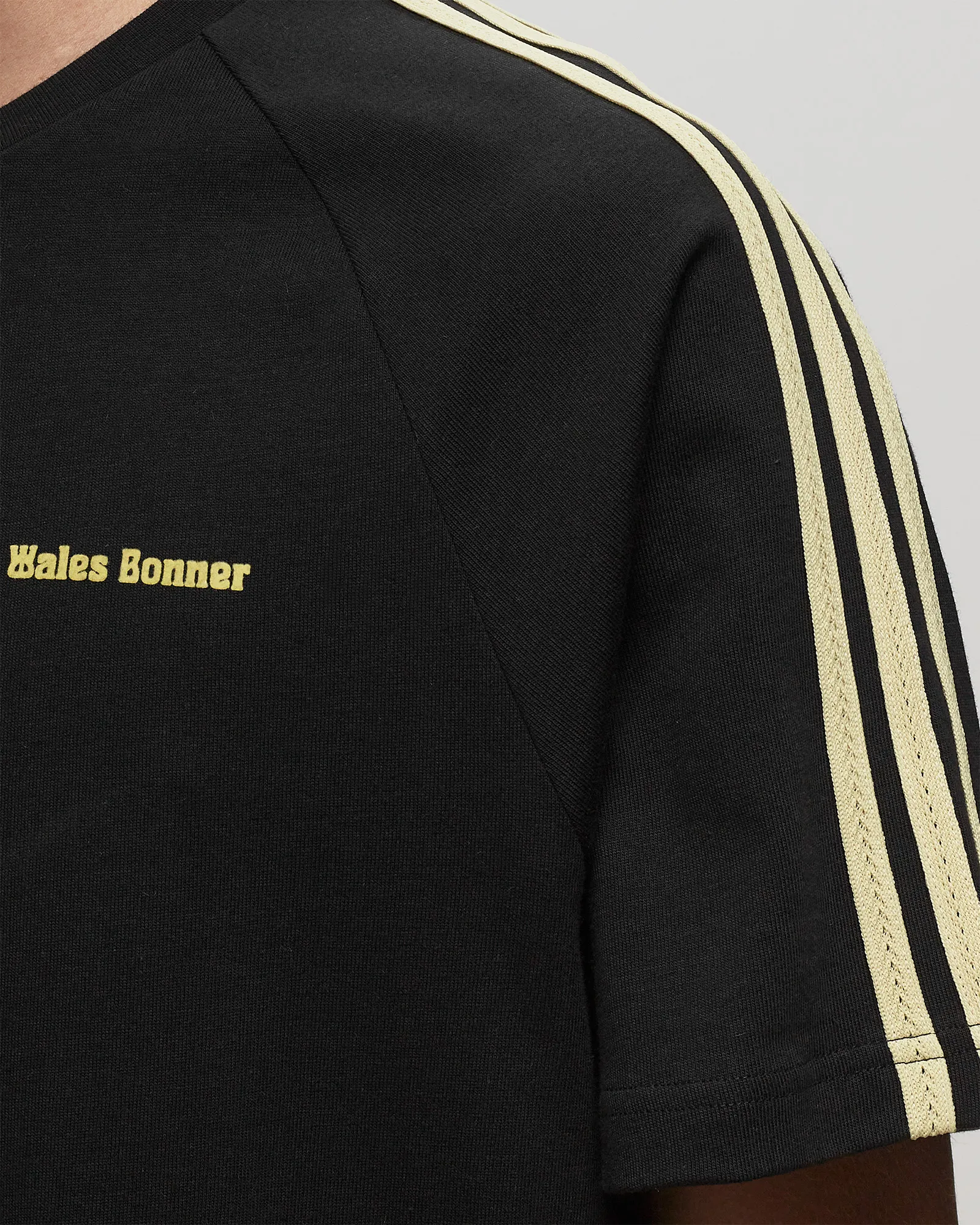 Camiseta Adidas X WALES BONNER de manga curta