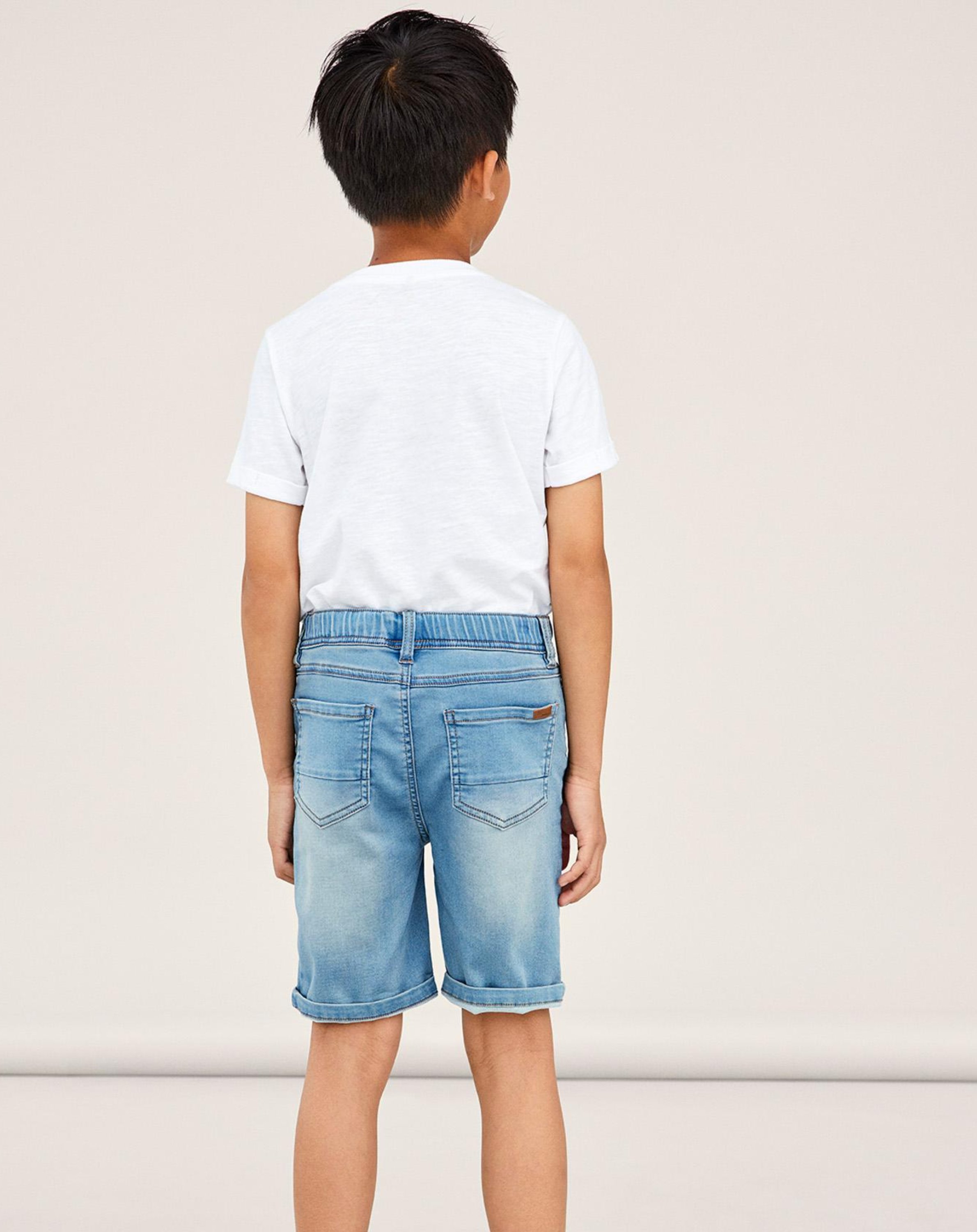 Bermudas NKMRYAN DNMTHAYER 1611 in light blue denim