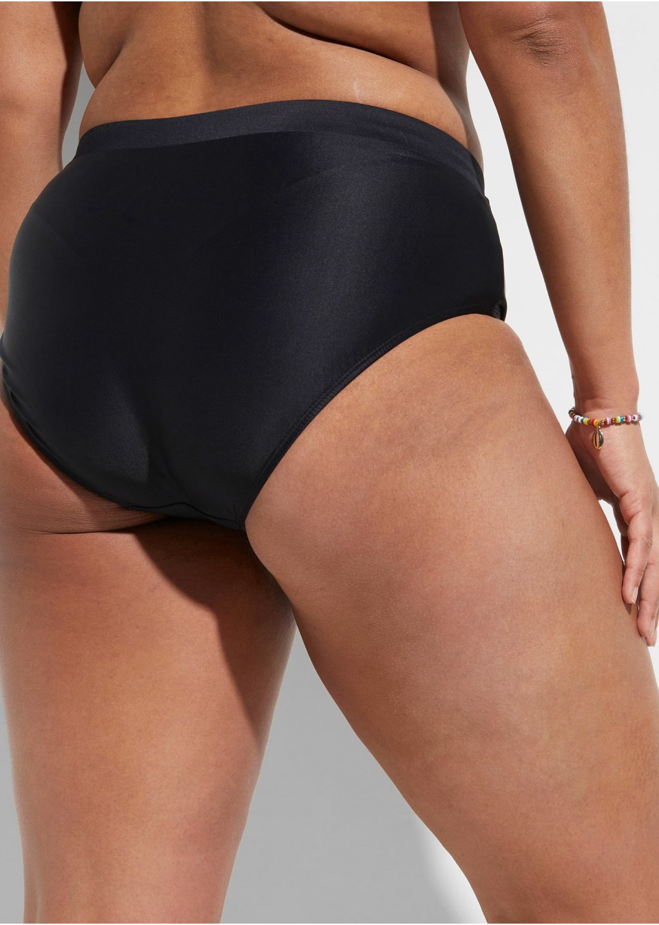 Bas de maillot avec léger effet sculptant