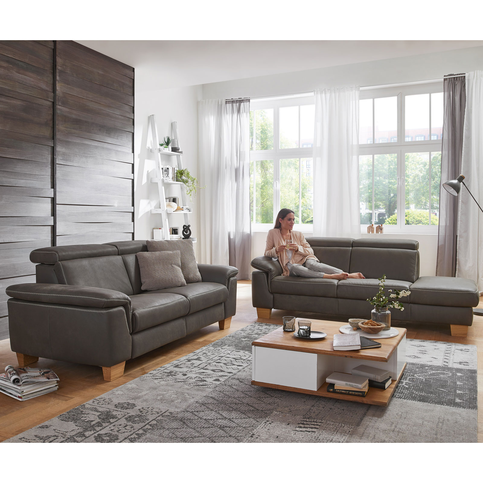 polsterpower 2,5-Recamiere Ledersofa - grau - mit Funktionen - Armlehne links