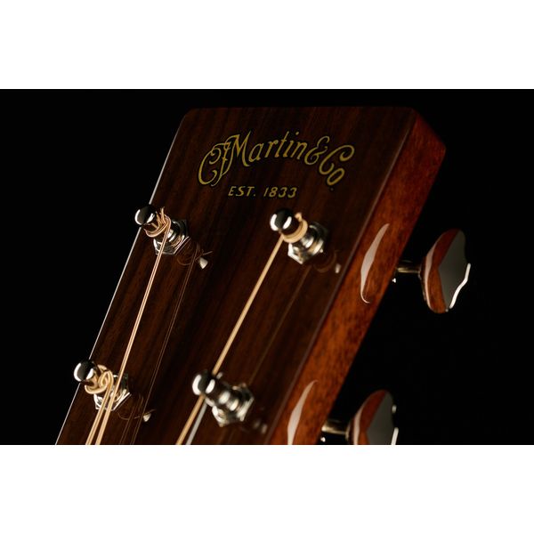 Martin Guitar 000-28EC Eric Clapton