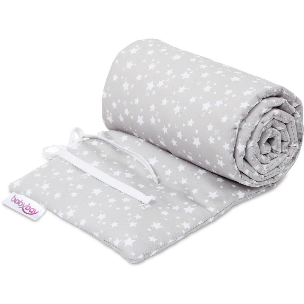 Køb babybay ® Pearlgrey White Stars Sengerand Pique