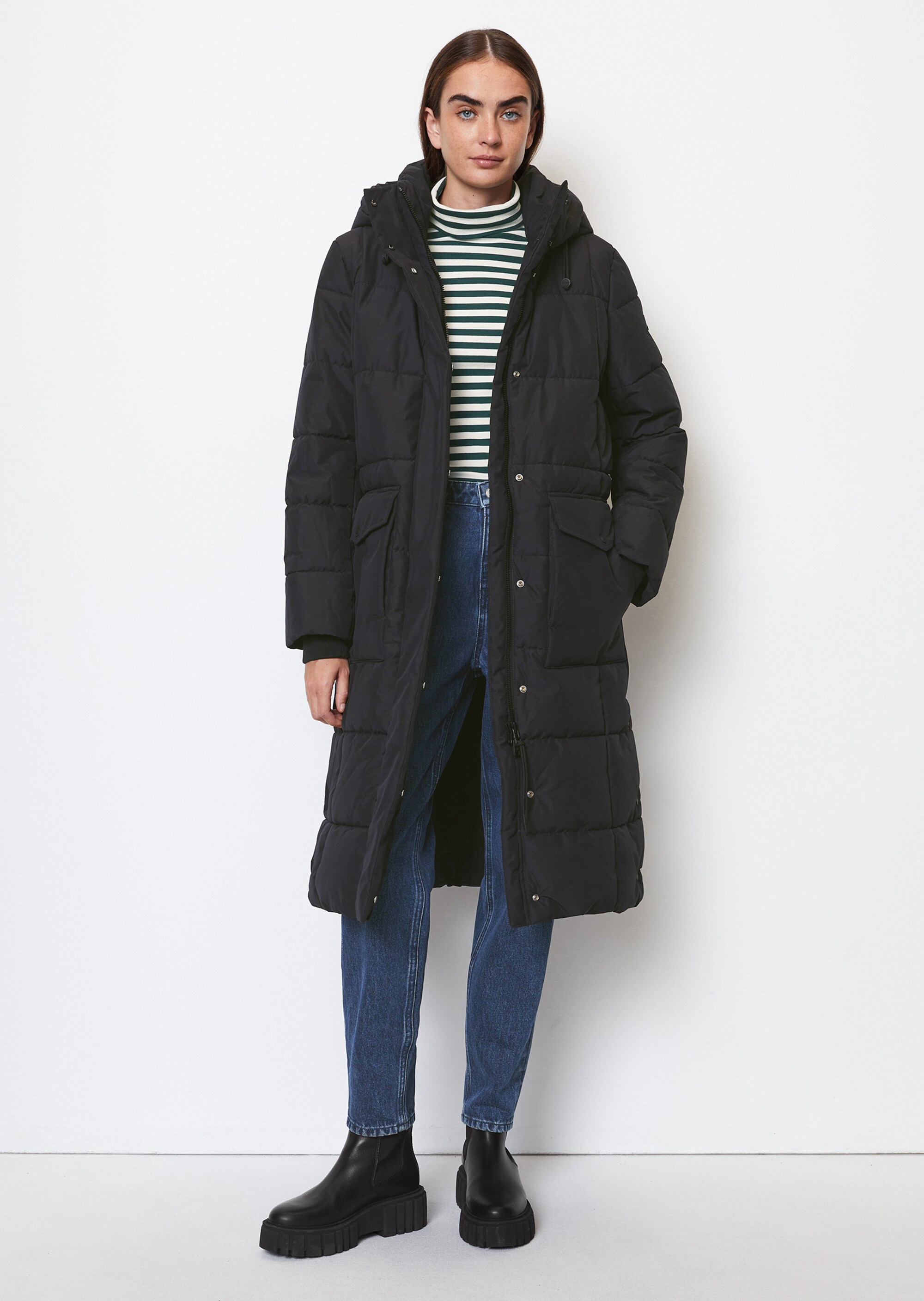 Arctic Puffer Coat regularmit Kapuze