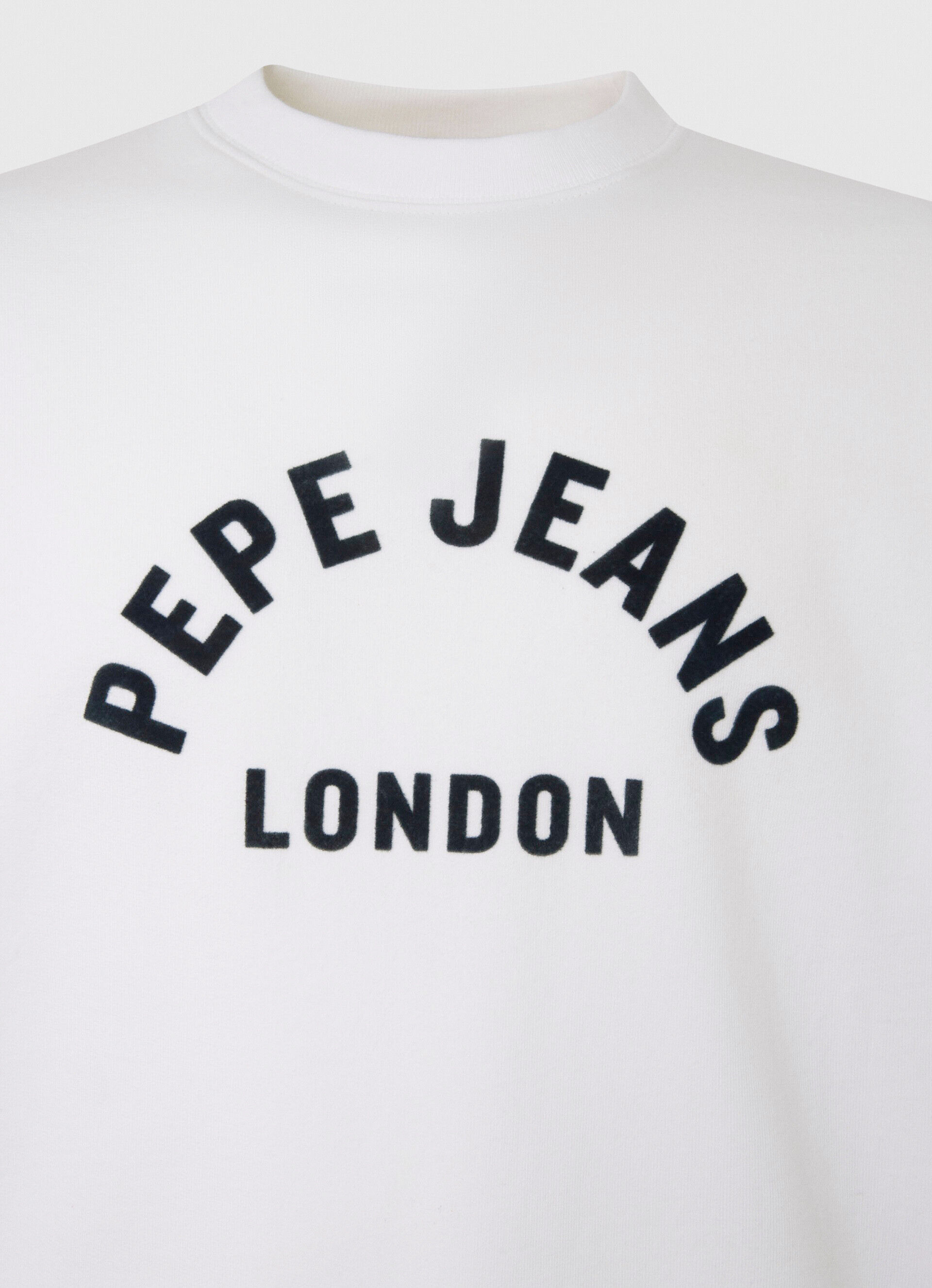 CAPUZ COM LOGOTIPO ESTAMPADO - branco