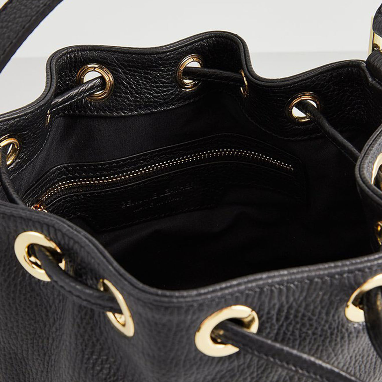 Christian Laurier Sac seau en Cuir Kate noir - 38x22x17 cm
