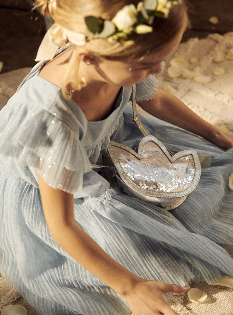 Robe bleu ciel en tulle pailletée