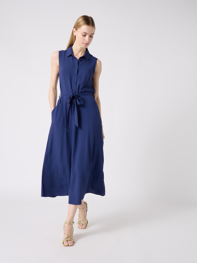 Robe midi ceinturée
