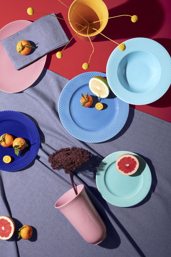 Lyngby Porcelæn Rhombe Color Frokosttallerken Ø23 cm mørk blå Blå