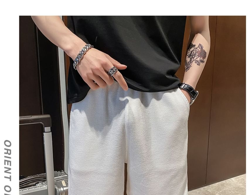 Sinlarity - Mid Rise Plain Shorts
