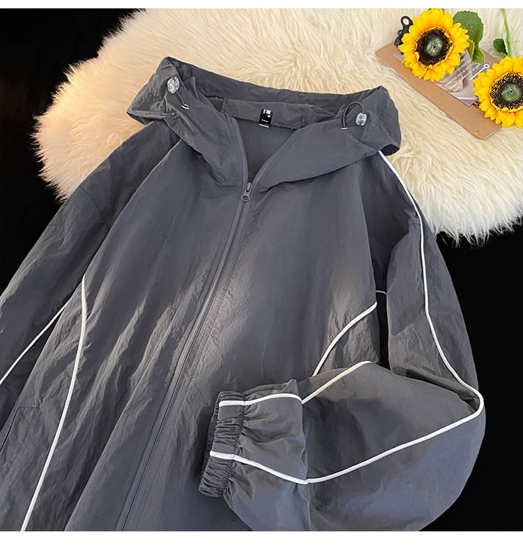 Mimiyox - Windjack met capuchon en contrasterende rand en rits