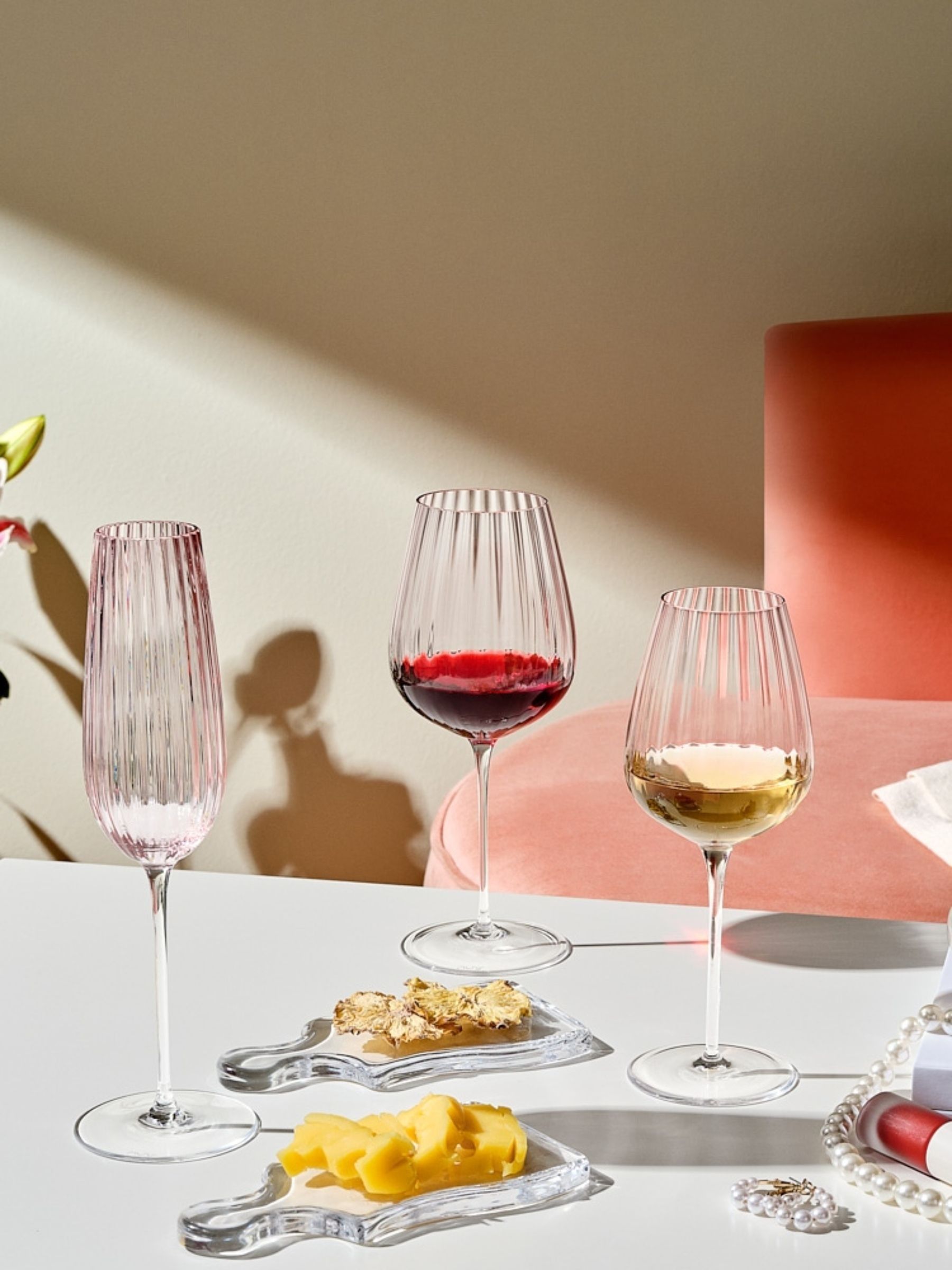 Nude Set of 2 Round Up Sparkling Wine Glasses