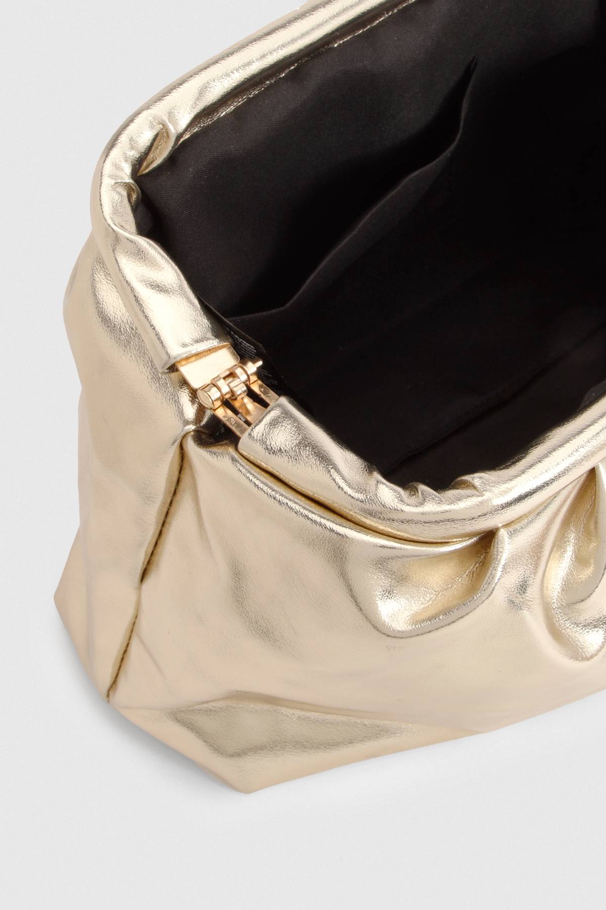 boohoo Sac Pochette Souple Métallisé