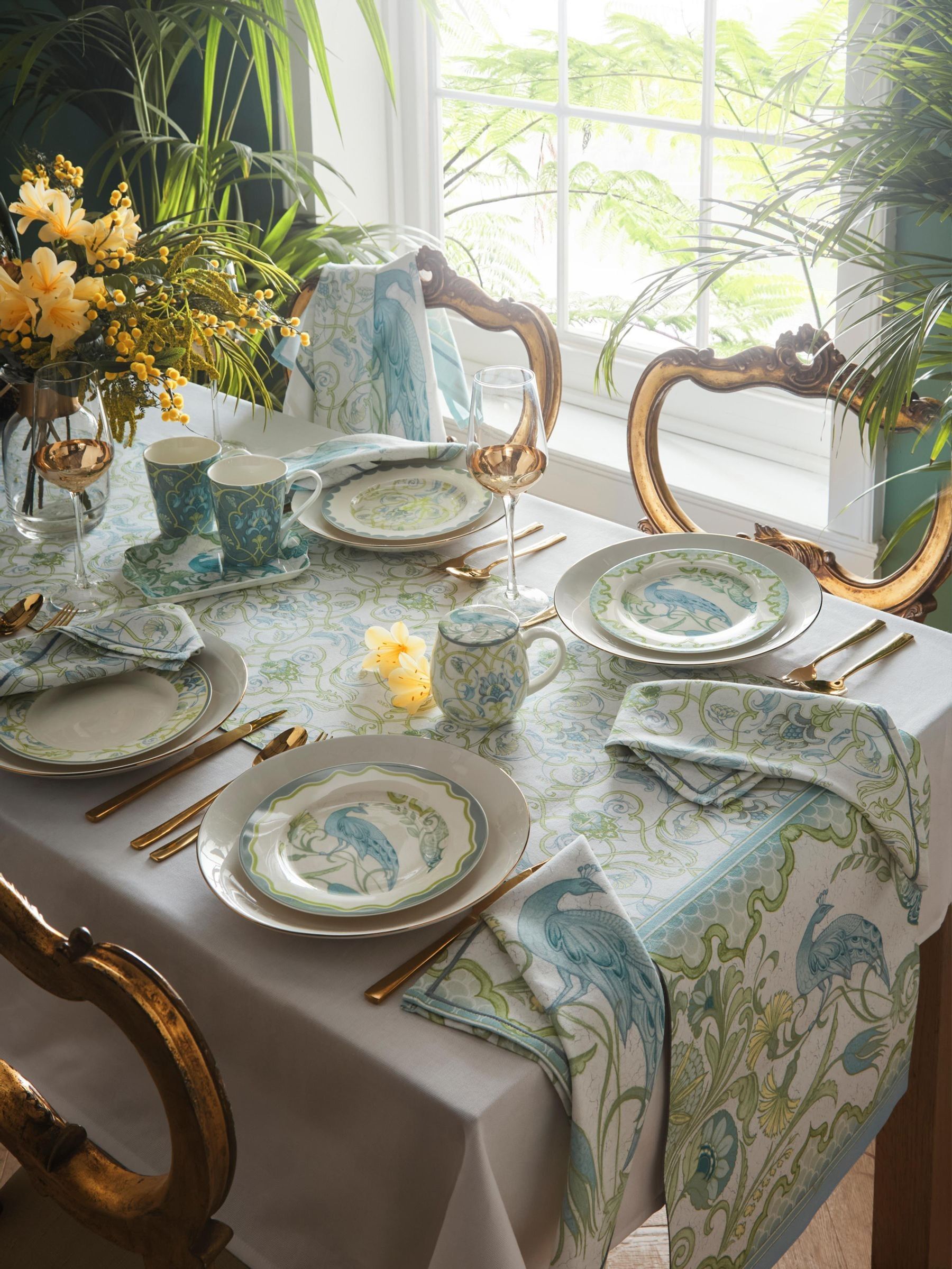 Laurence Llewelyn-Bowen Palm Court Porcelain Mug and Tray Set