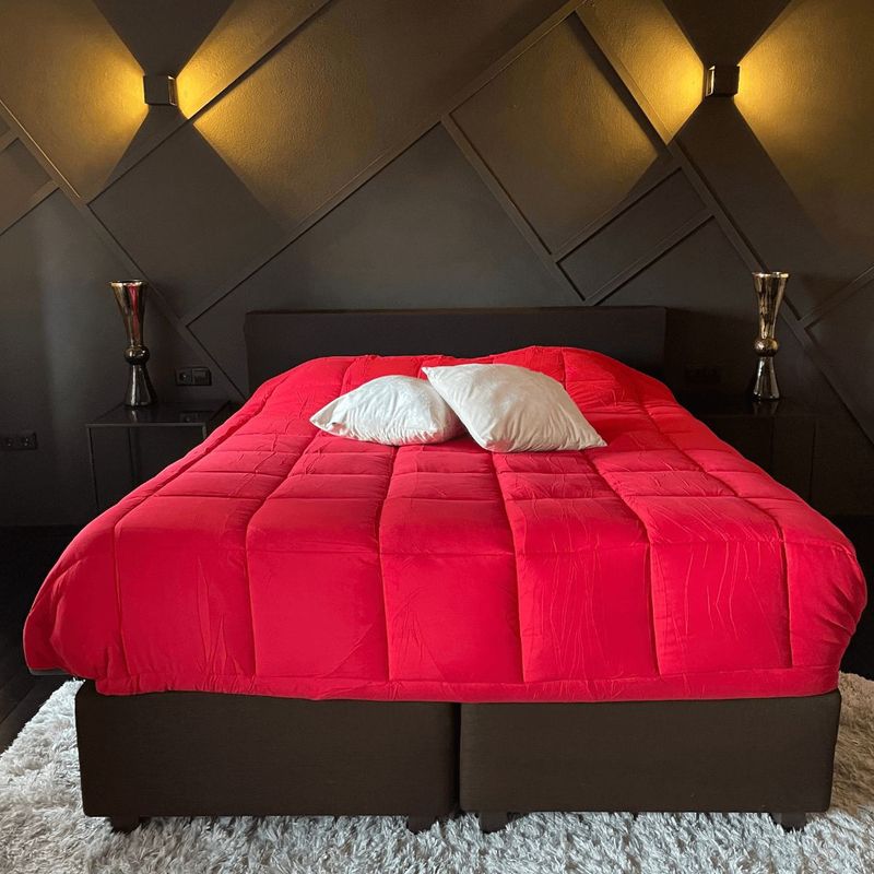 Zelesta - Easybed - Antraciet & Rood - Microvezel - Wasbaar Dekbed