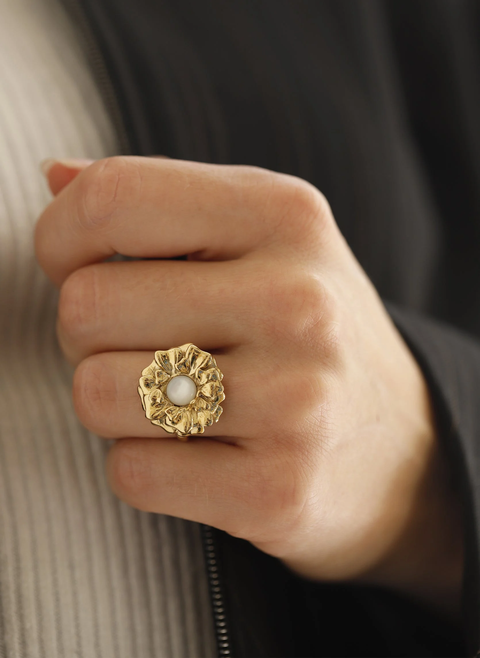 OMEGA - Bague large omega | Doré