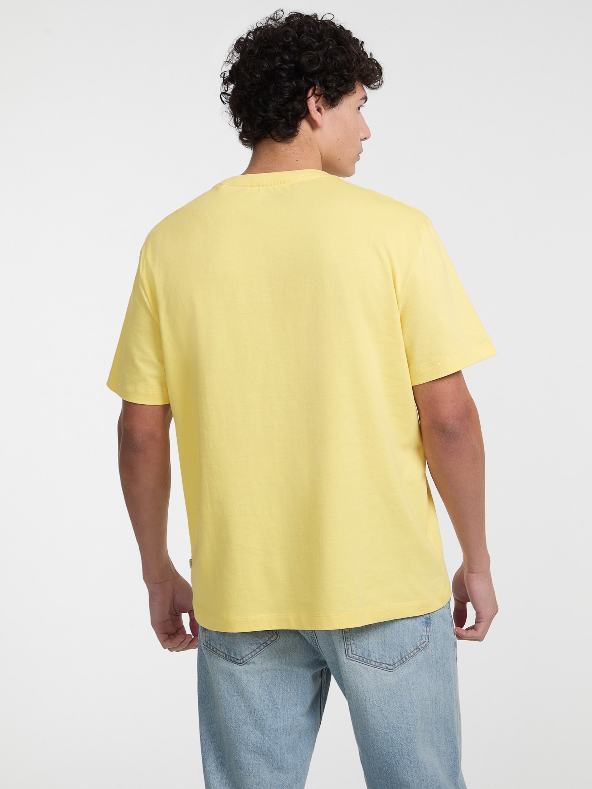 Camiseta Crewneck 1981