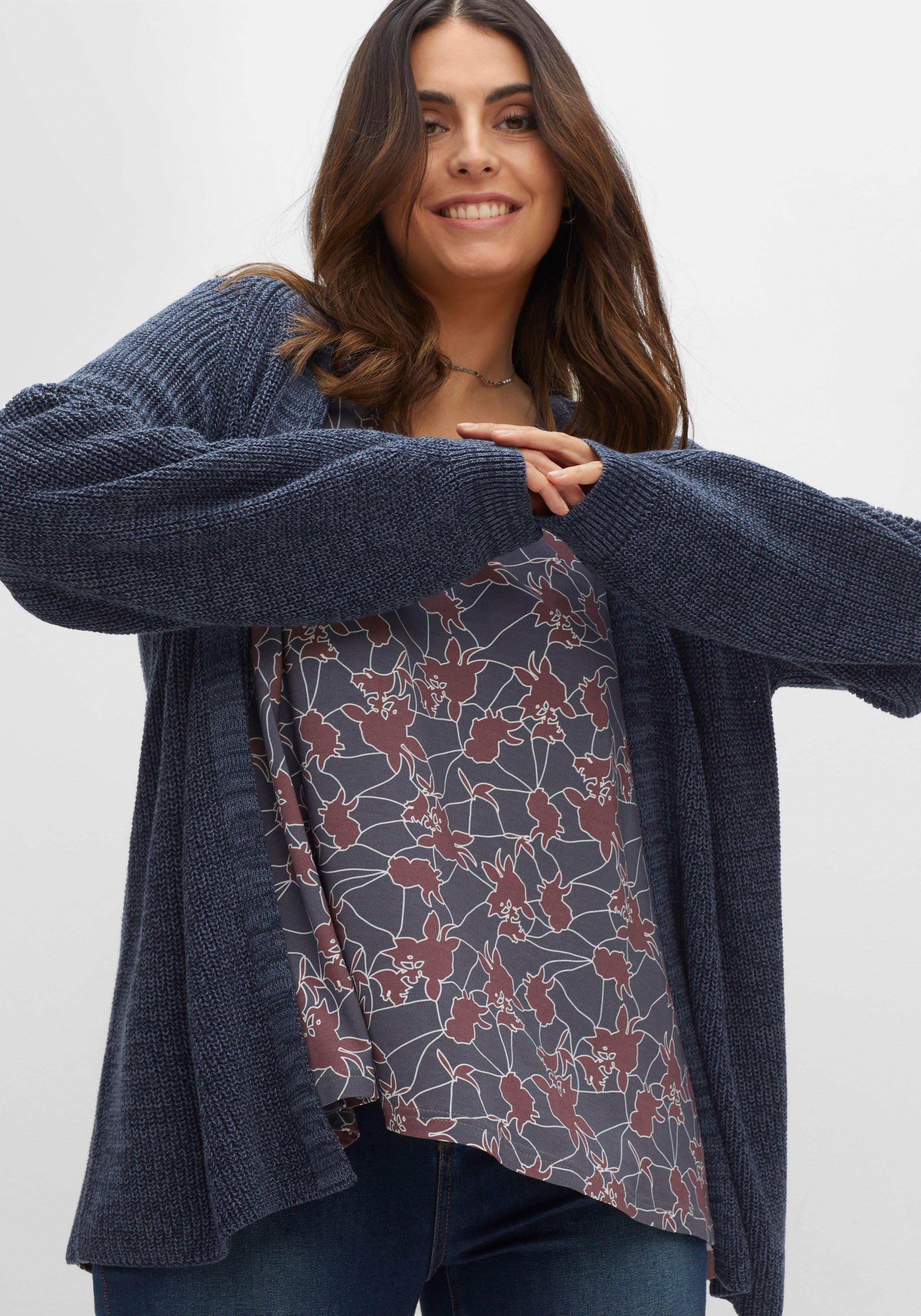 Strickjacke in leichter A-Linie und offener Form