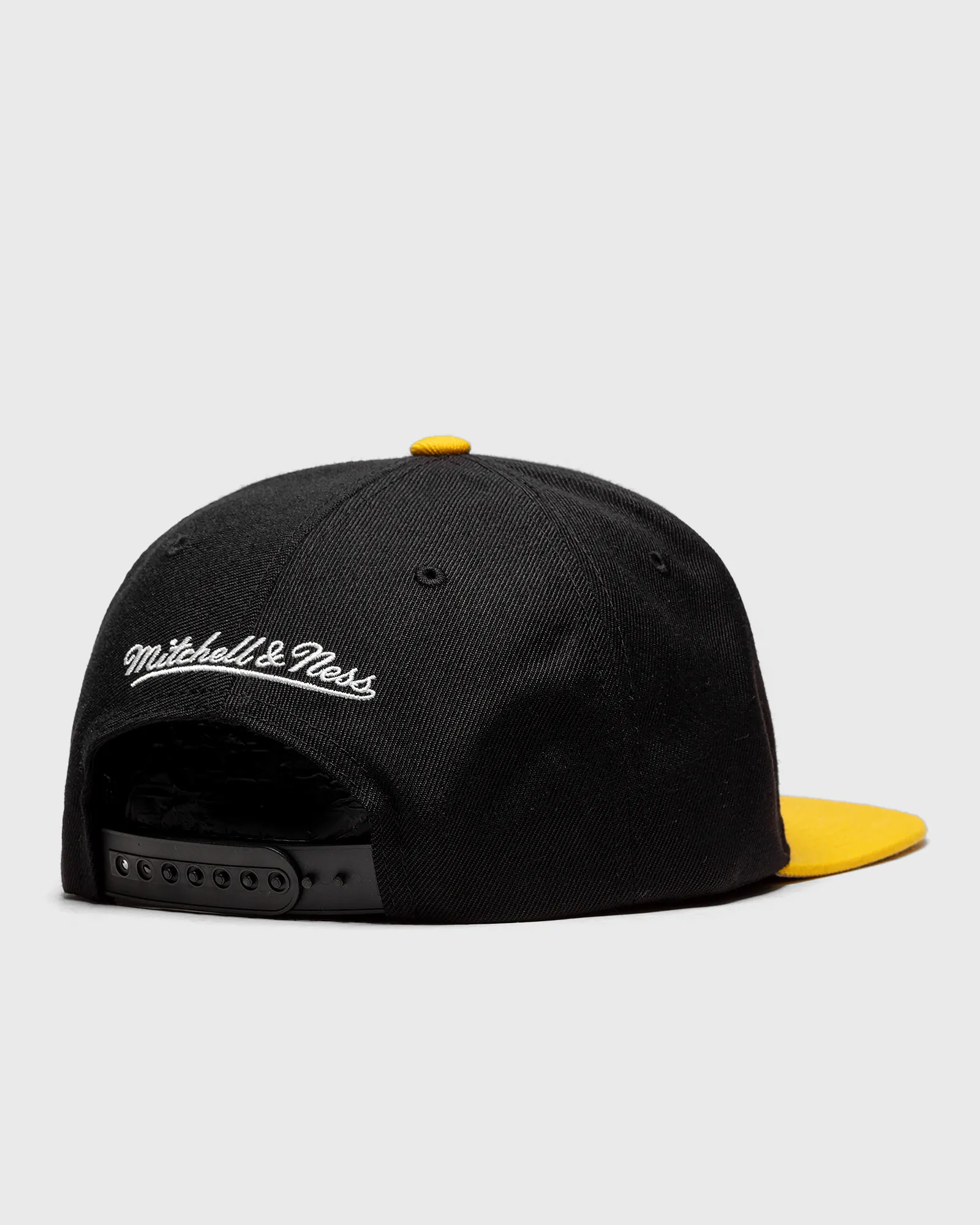 Mitchell & Ness NBA CHAMPS SNAPBACK CAP HWC Los Angeles Lakers 2000-03
