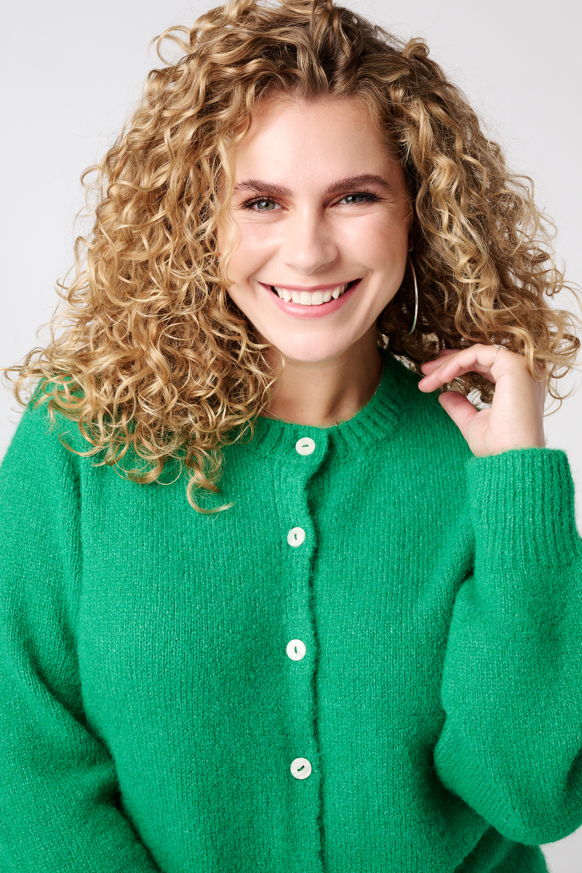 Fijn gebreid vest met knoopsluiting Fel groen