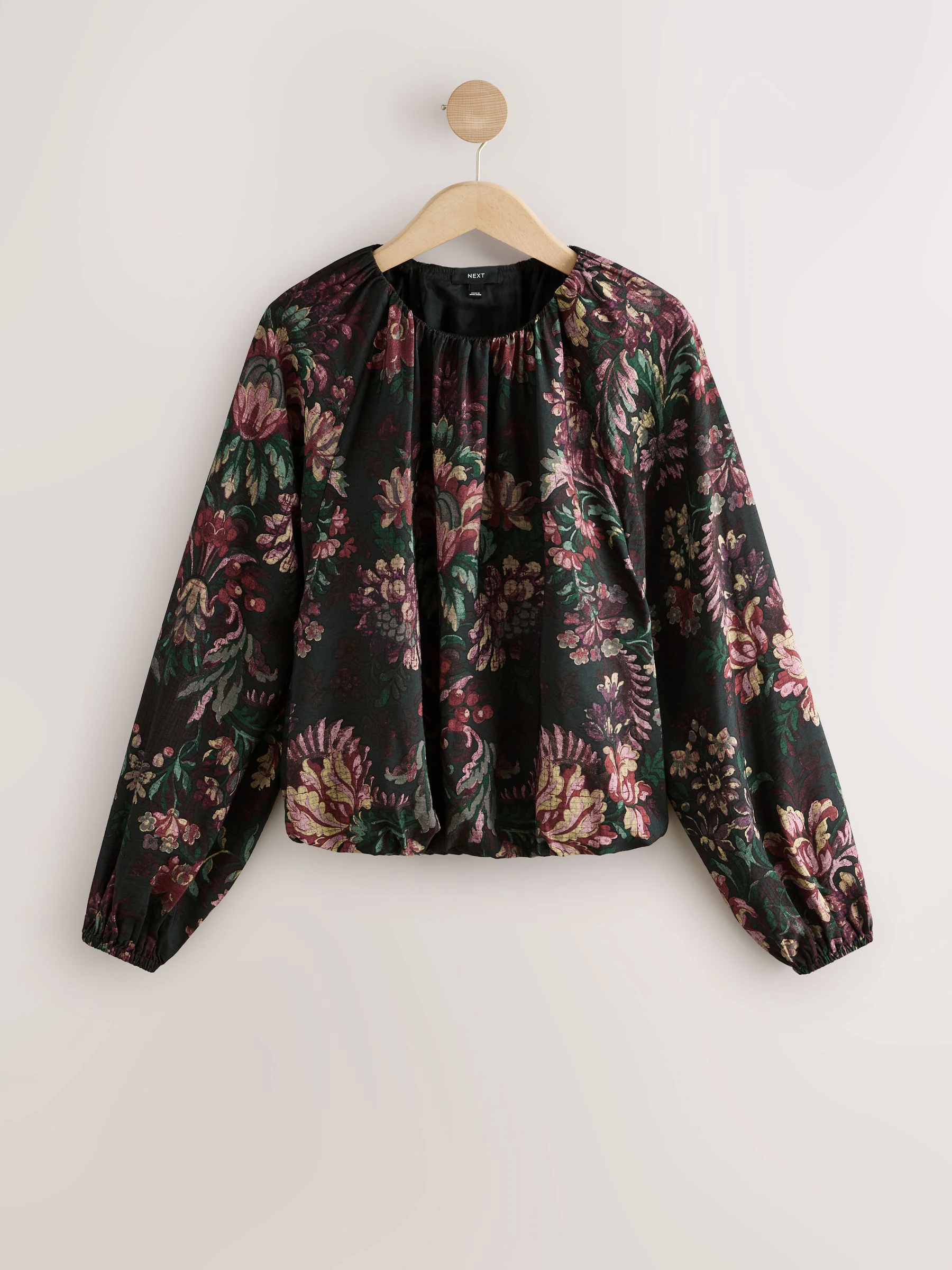 Zwart bloemenprint - Hemdtop met lange mouwen en geschulpte zoom