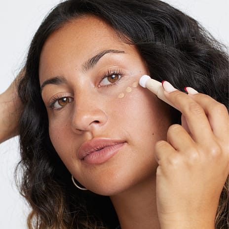 Øjencreme m. concealer 001 Adjusting Skin
