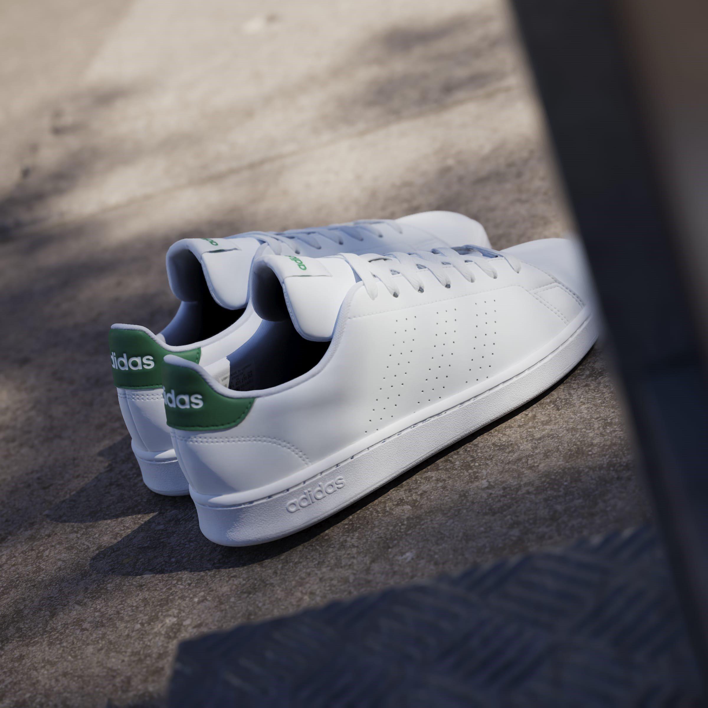 adidas Advantage Trainers