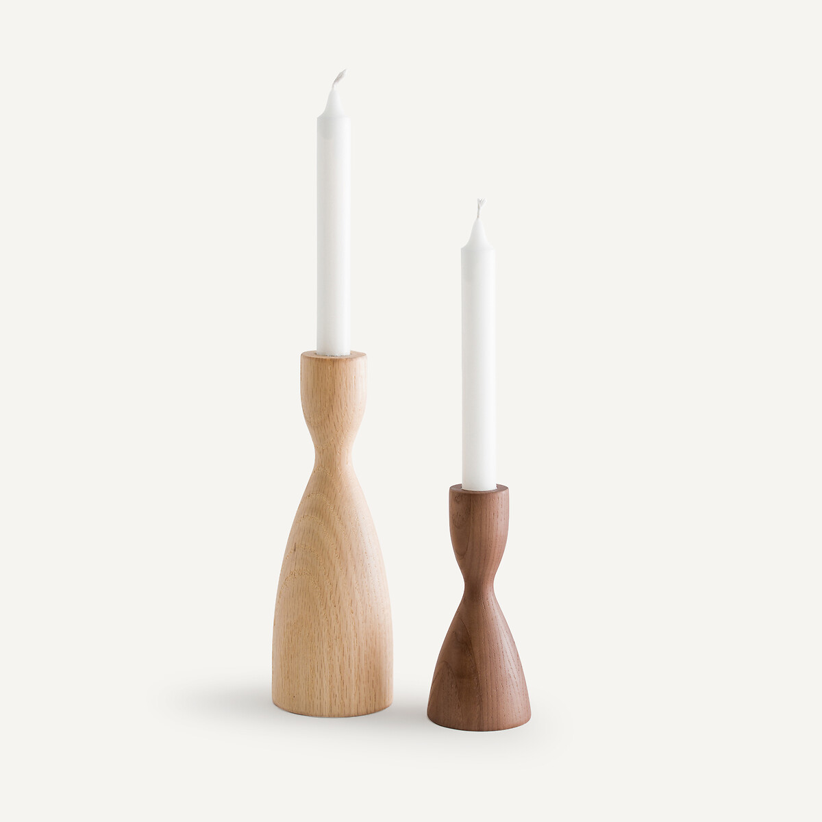 AM.PM<br>Conjunto de 2 castiçais de madeira, Skog