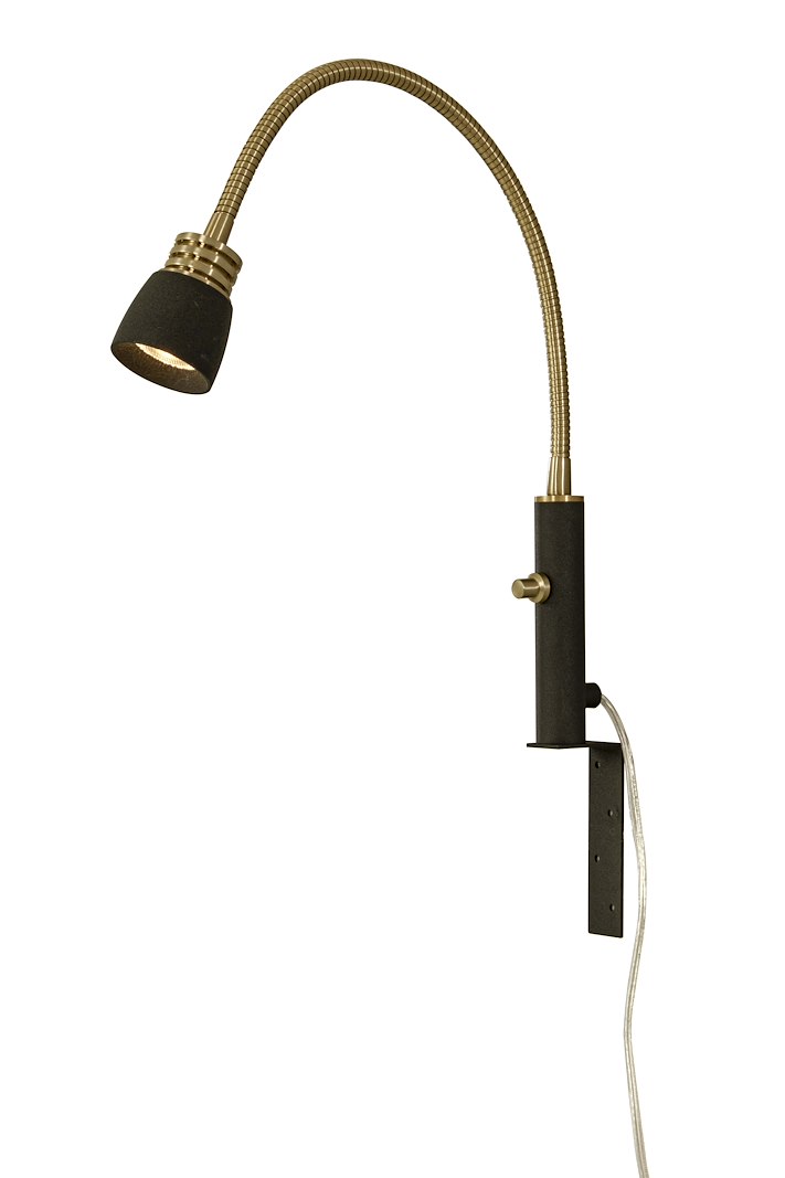 Eketorp seng/reol lampe Svart/matt messing LED lys