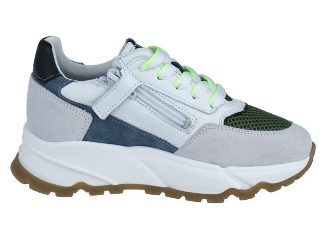 Giga Sneaker