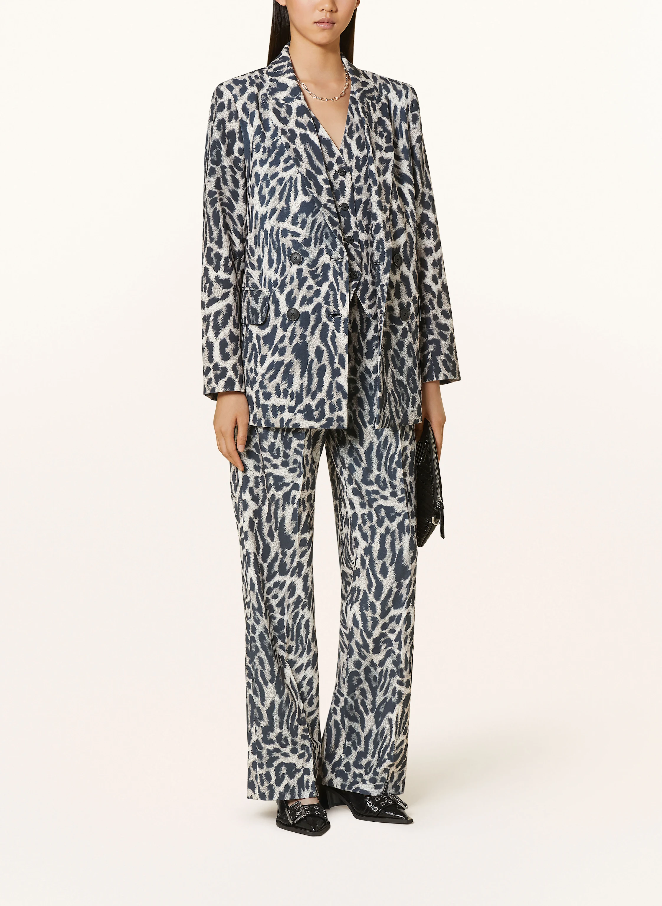 MRS & HUGS Blazer
