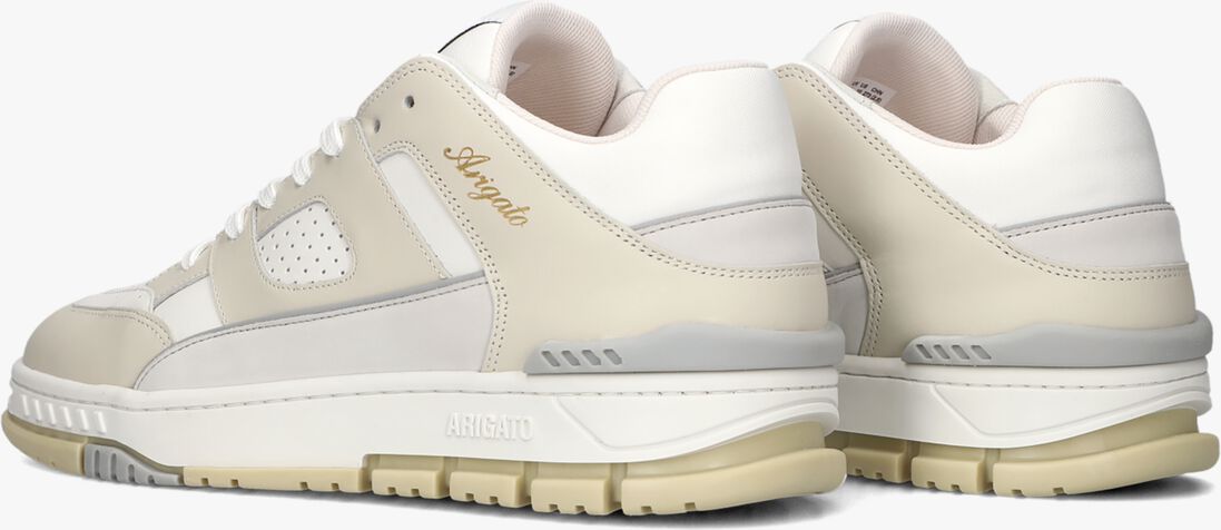 beige axel arigato lage sneakers area lo fluffy sneaker