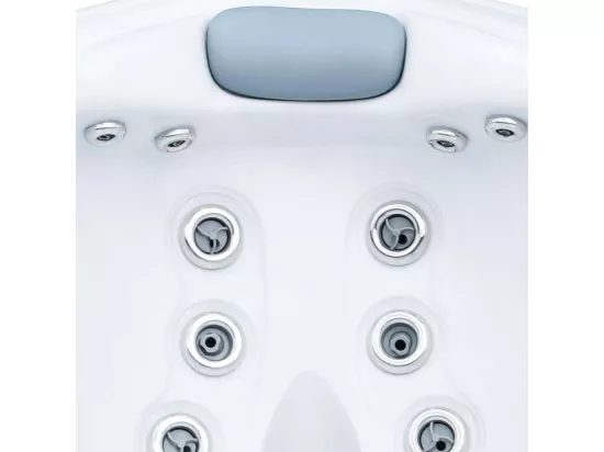 Spa rigide cuve acrylique et châssis bois ML650 (5 places dont 2 allongées)