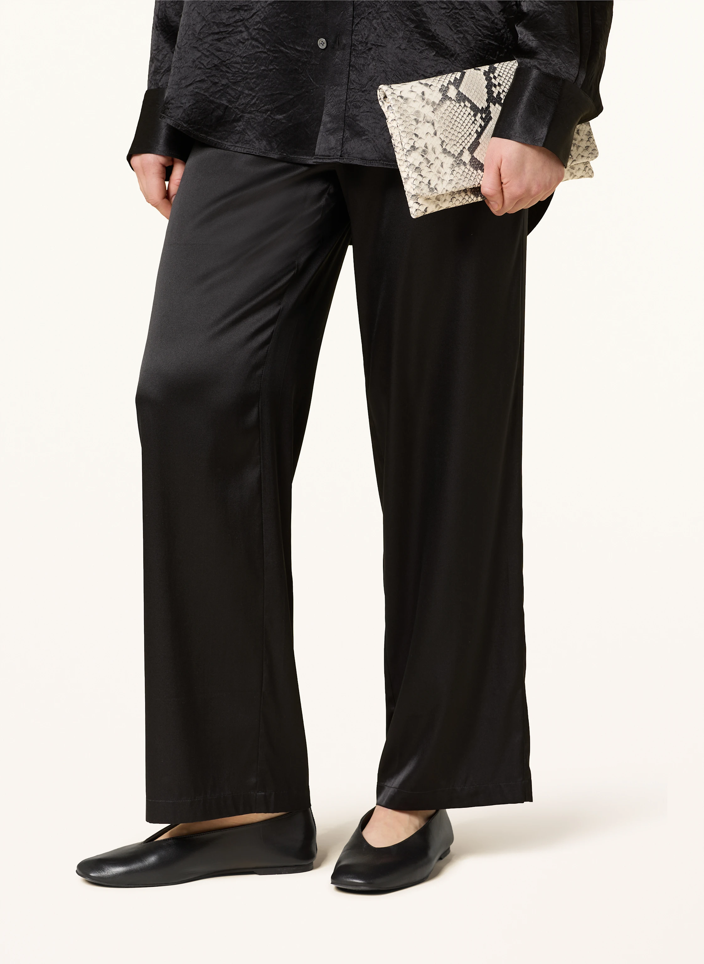abro Clutch PYTHON